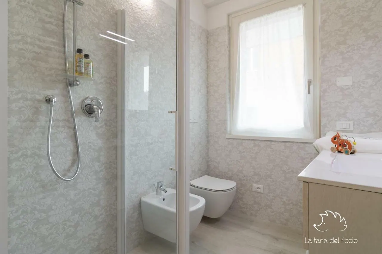 Kids Apartment La Tana Del Riccio - Family Suite Peschiera del Garda Italy